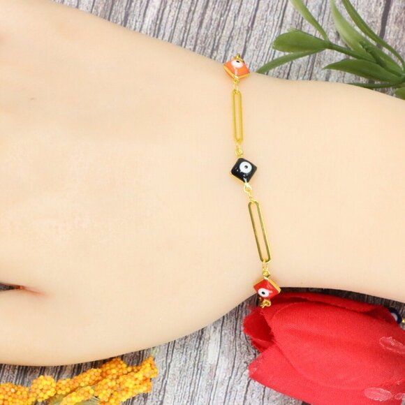 "Trendy Handmade Bracelet – A Stylish Gift for Women & Girls, MAR091461 - Picture 2 of 10